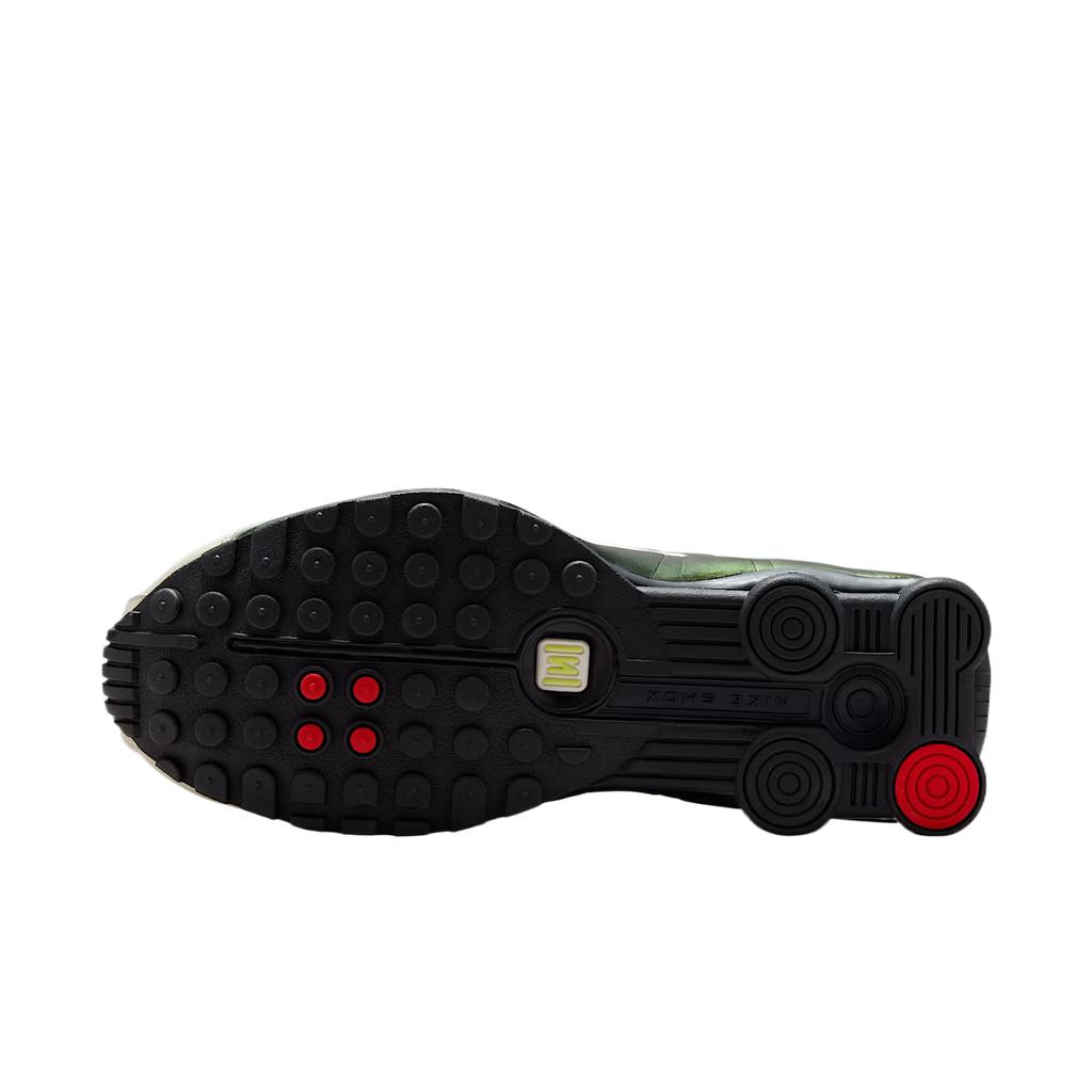 Nike Кроссовки женские Shox R4 Sail Light Lemon Twist Off Noir Зеленый Lt-Lemon-Twist-Off-Noir IB8062-133
