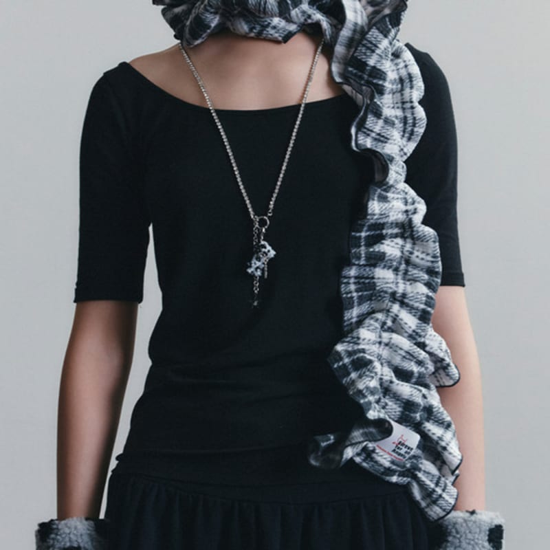 Eireve EMMA FRILL MUFFLER (TARTAN CHECK BLACK)