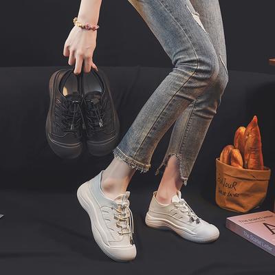 Новые маленькие белые туфли женские студенческие на толстой подошве универсальные повседневные спортивные кеды прилив