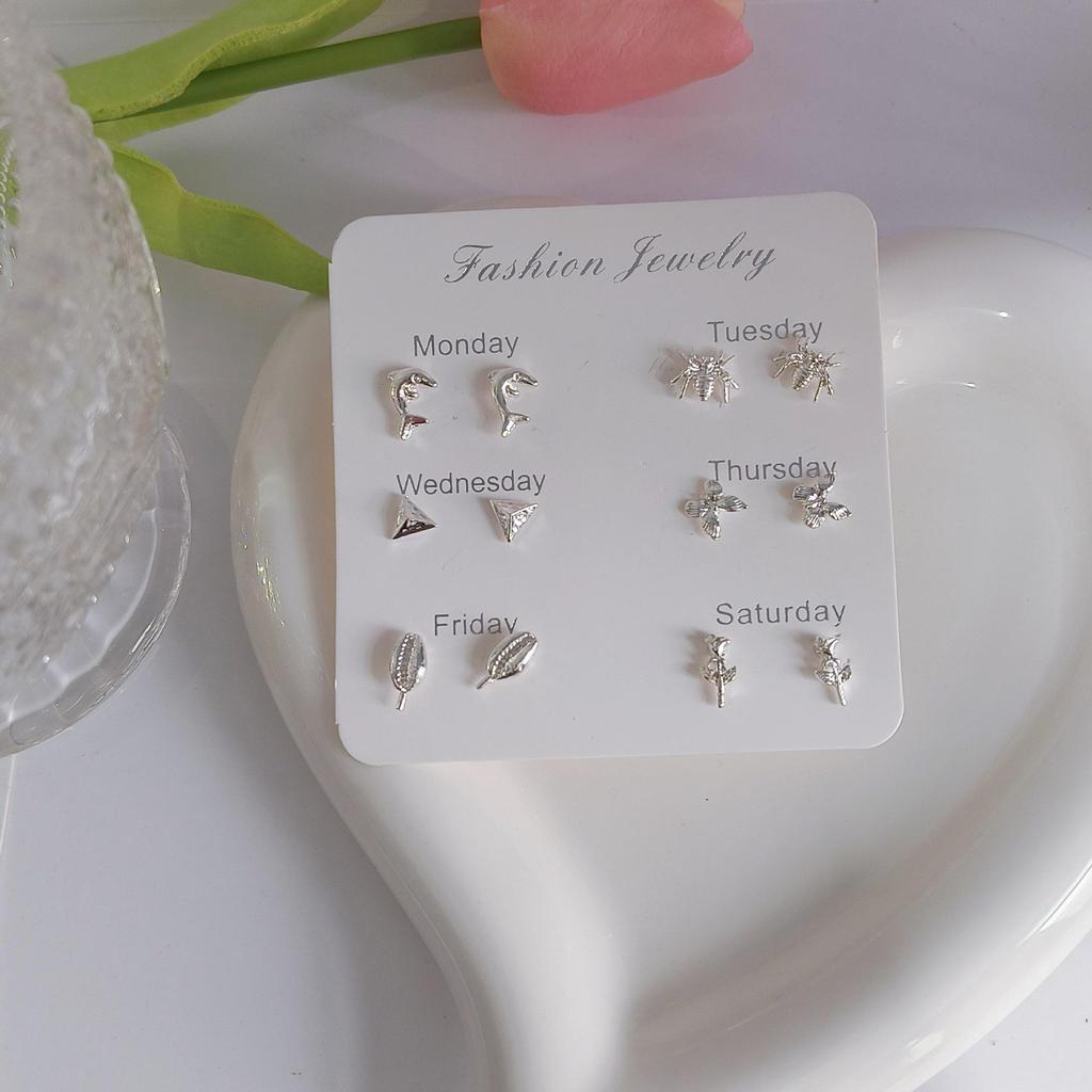 Versatile Geometric Butterfly Flower Earrings - Trendy, Elegant, and Perfect for Daily Wear