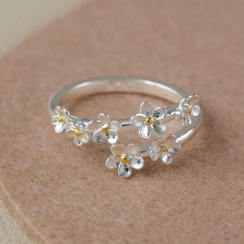 Exquisite Flower Adjustable Rings