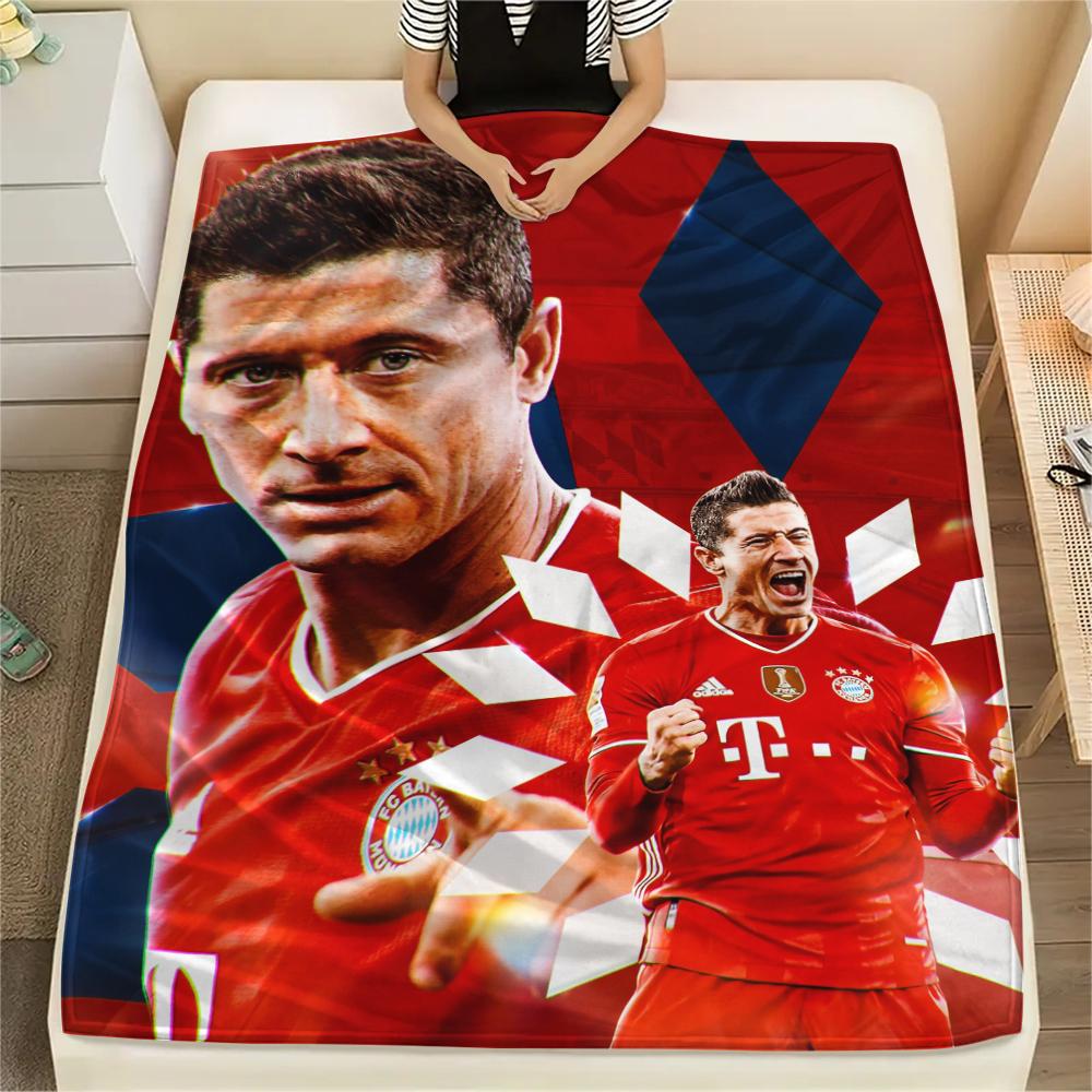 Robert Lewandowski pattern Flannel Blanket, High quality Comfortable for All Seasons, Home Decor, Warmth and Comfort, Perfect for Gifts.