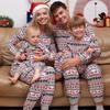 Family Christmas Pajamas Matching Sets Christmas Parent-child Clothing Long Sleeves Sleepwear Holiday Loungewear for Holidays Family Gatherings