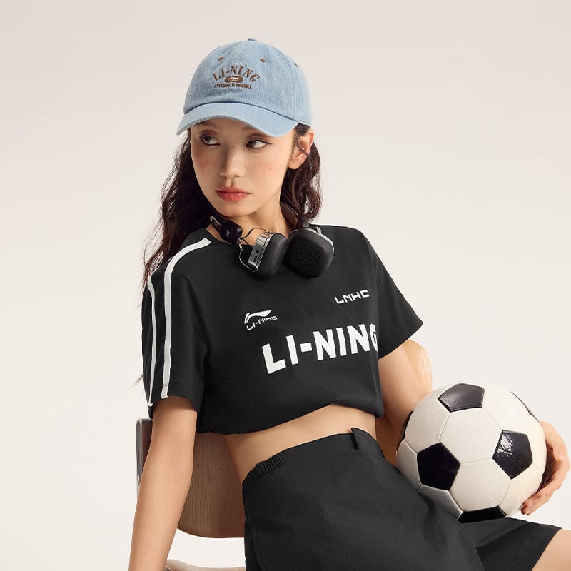 Женская черная футболка Li Ning Sports Life Collection AHSU712-2