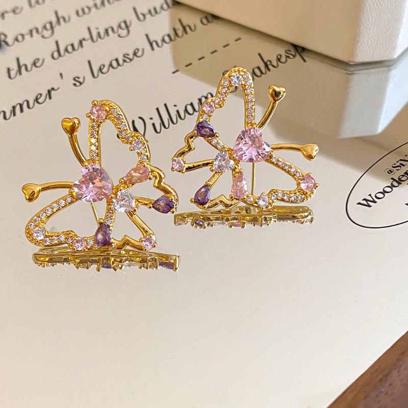 Серьги-пусеты «Серебряная игла» с вырезами в виде розовых бабочек и цирконами - Высококачественная роскошная модная бижутерия