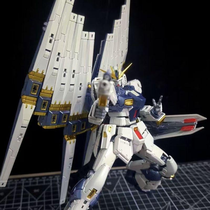 RG 1/144 Nu Rx-93 Покрытая титановым сплавом версия Сборная модель Упаковка Фигурки персонажей с двойными fin-funnels Модная игрушка Подарок-сюрприз