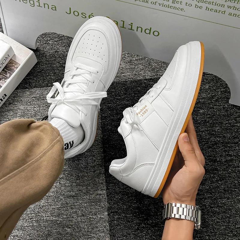 Fashion Spring Breathable Small White Board Shoes Men's 2024 New Trend Casual Sports Shoes Male Versatile Trend Leather Shoes Sneakers