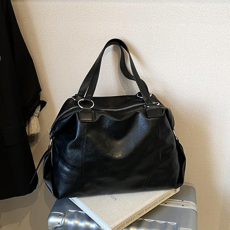 Ретро вместительная сумка-мессенджер для通勤 женская осень-зима 2025 новая корейская версия повседневная сумка-тоут портативная дорожная сумка