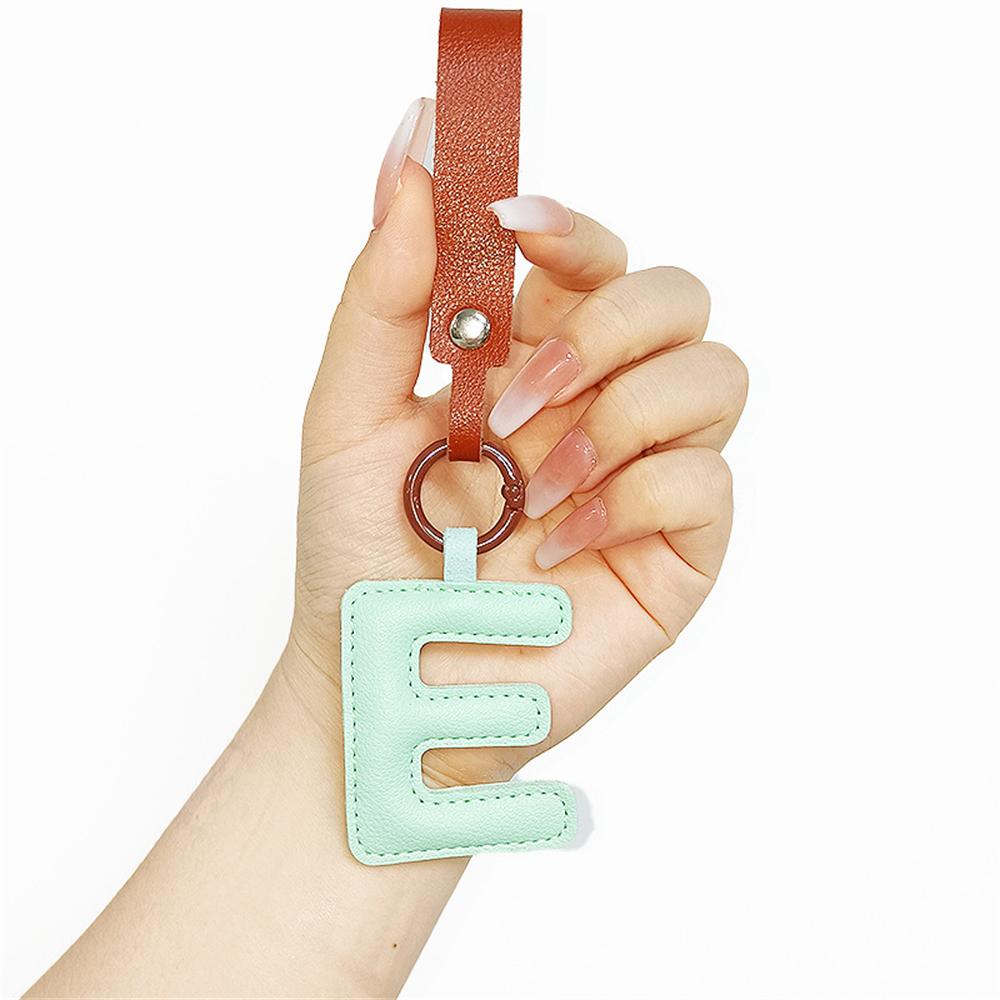 Creative PU Leather 26 Letter Keychains Fashion Alphabet Keyrings Handbag Ornaments Pendant Car Key Holder Accessories Gifts
