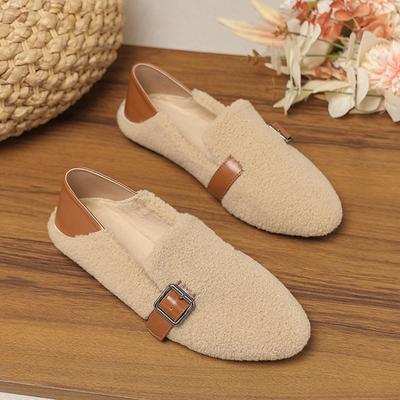Модные кожаные туфли на плоской подошве с ремнем из овечьего меха, женские мокасины с круглым носком, теплые мокасины из овчины, женские кожаные мокасины в стиле пэчворк, большой размер 43