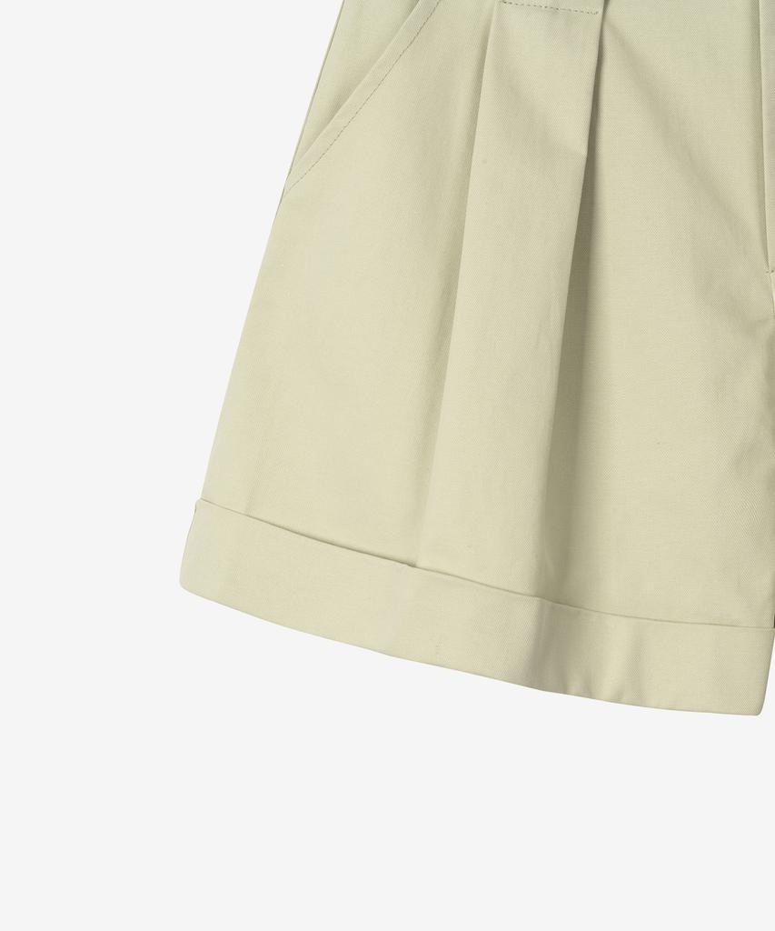 BASIKA Daily Double-Pleated Cotton Shorts (Beige)