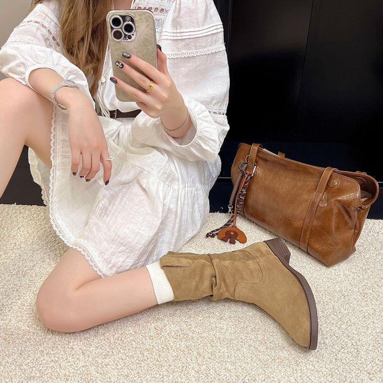 Cashmere Women's V-Cut Retro Western Cowboy Boots, High-Heeled Round-Toe Martin Ankle Boots for Spring & Autumn 2025.