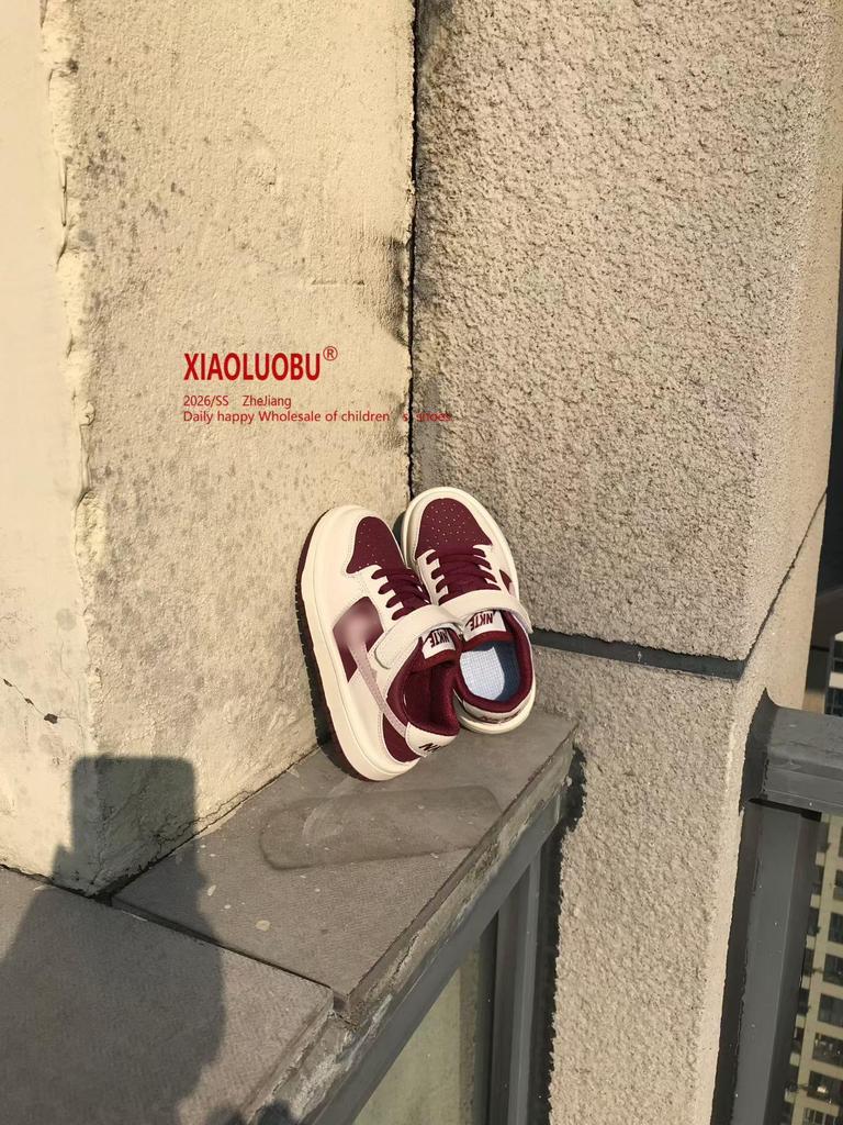 Модные нескользящие спортивные кроссовки для детей - Весна/Осень 2026, Удобный стиль AJ Board для мальчиков и девочек.