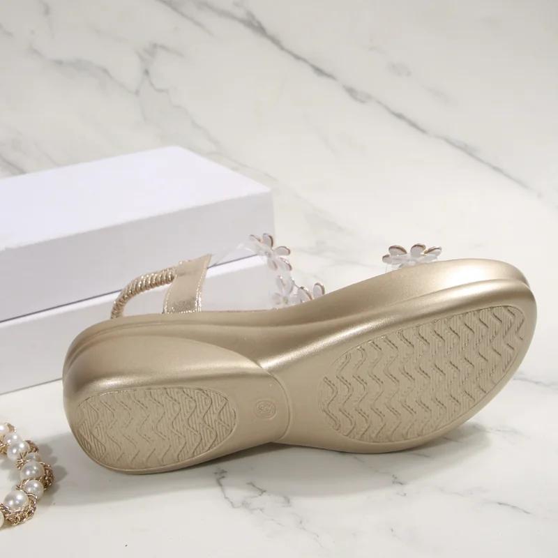New Women Sandals Chunky Heel Platform Sandals Ladies Crystal Flower Decoration Shoes for Women Back Strap Fashion Shoes Female