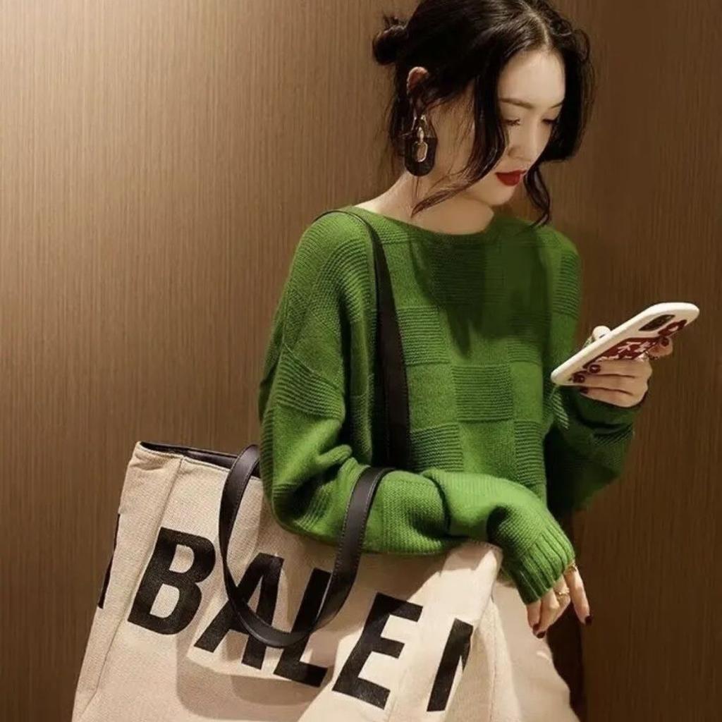 Large Block Texture Design Knitted Sweater Loose and Slimming High-end Temperament Women's Autumn and Winter Three-dimensional Long Sleeved Top