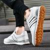 Fashion New Men Classical Running Shoes Lightweight Suede Leather Sneakers Men Comfortable Outdoor Sport Shoes Breathable Flat Shoes