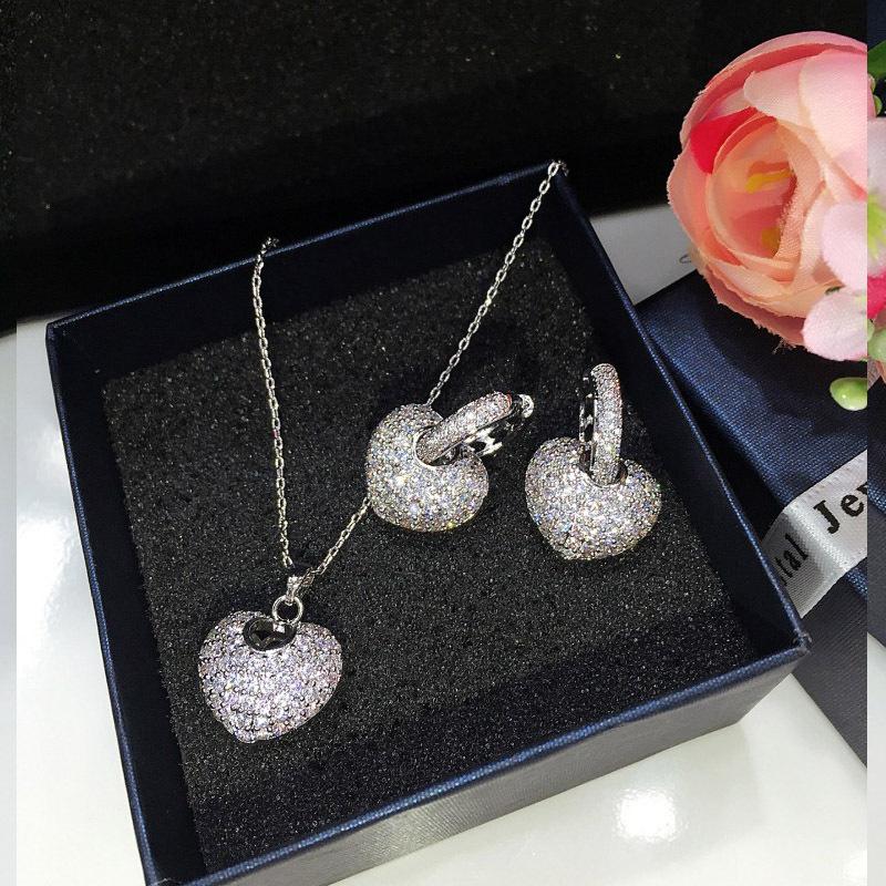 Простые украшения в форме сердца, слегка инкрустированные цирконием ААА, супер блестящий набор серег и ожерелья.