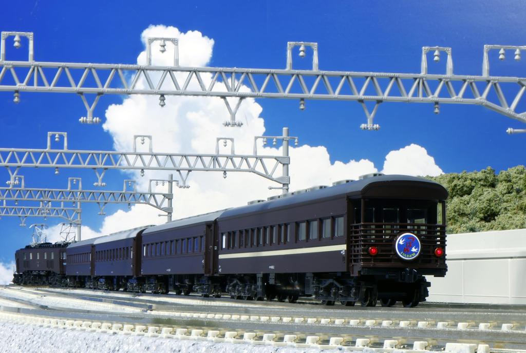 KATO N gauge JR West Japan Maite 49 passenger car set Railway model passenger car + Old-style 4-car 10-1893