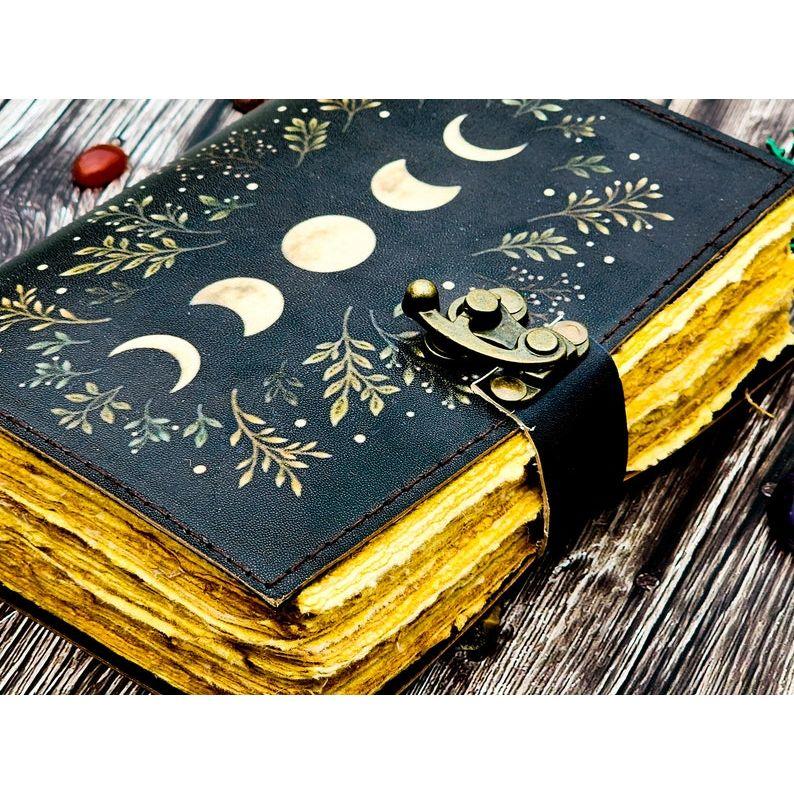 Sun Moon Leather Journal For Men Women 200 Page of Antique Hademade Decle Edge Pepar Leather Traveling Sketchbook For Men Women