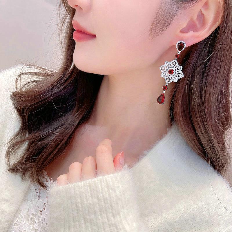 Легкие роскошные серьги высокого класса для свадебного банкетного платья с длинными ажурными серьгами в форме капель воды