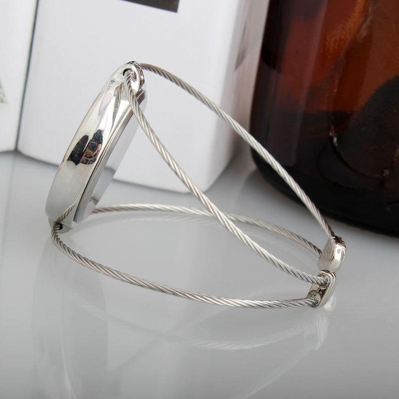 Women Metal Watches Simple Steel Wire Watch Bands Vintage Round Quartz Wrist Clock Charm Outdoor