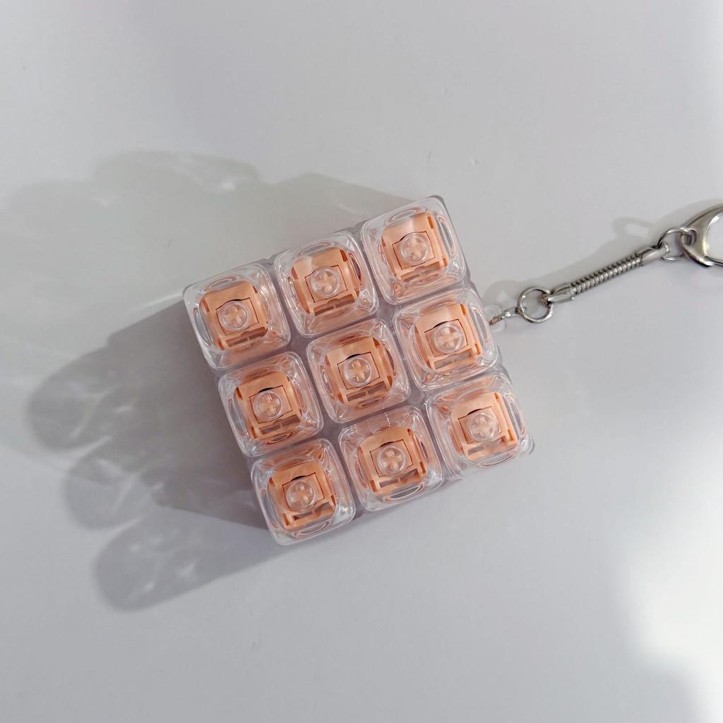 Unzip Button Four-Key Mechanical Shaft Key With Light Portable Luminous Pendant Decompression Toy Anxiety Relieving Artifact