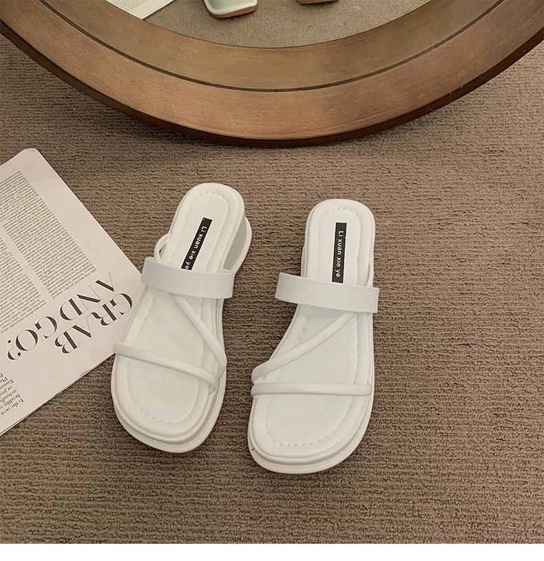 Модные шлепанцы с открытым носком для женщин для ношения на улице, летние новые шлепанцы с квадратным носком, сандалии на танкетке с толстой подошвой для женщин, повседневные шлепанцы