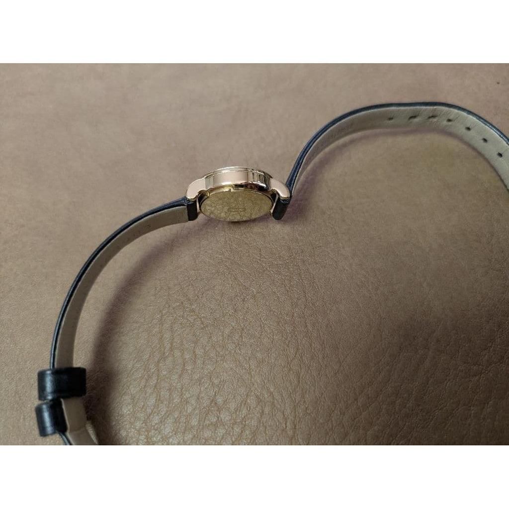 Подержанные часы Marc Jacobs Classic Marc Jacobs