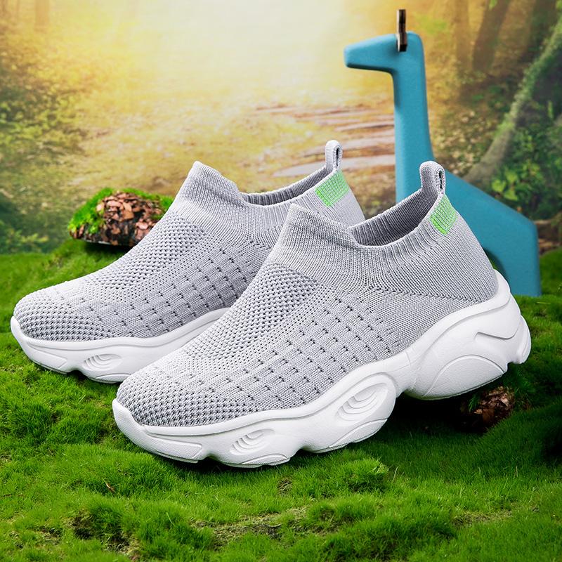 2025 New Children's Breathable Socks Youth Mesh Sports Shoes Student Ultra Light Flat Shoes Breathable Solid Color Casual Shoes