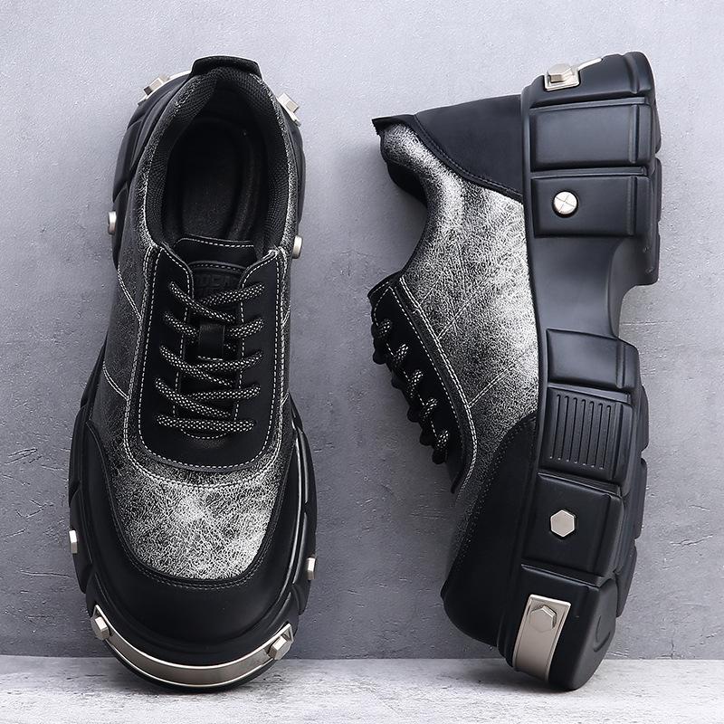 Мода 2025 Новые туфли из коровьей кожи с большой головой для мужчин, увеличивающие рост, на платформе с металлическими заклепками, панк-обувь, мужская осенне-зимняя дизайнерская обувь