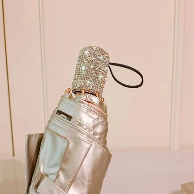 Bling Diamond Портативный Зонт Солнцезащитный Зонт 3-складной Защита от УФ-излучения Складной Зонт Солнцезащитный Зонт для путешествий на открытом воздухе Солнцезащитный Инструмент