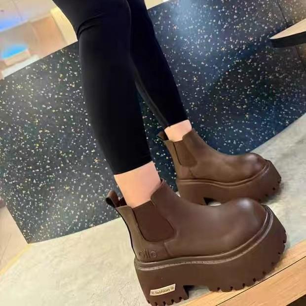 2025 новая корейская версия модных универсальных ботинок Мартин на толстой подошве, увеличивающих рост, женская удобная повседневная обувь, трендовые женские ботинки, тренд