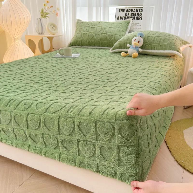2025 Plush Bed Sheet Bed Linen Sheet Velvet Bedsheet 3D Letter Love Mattress Cover Adjustable Elastic Fitted Sheet