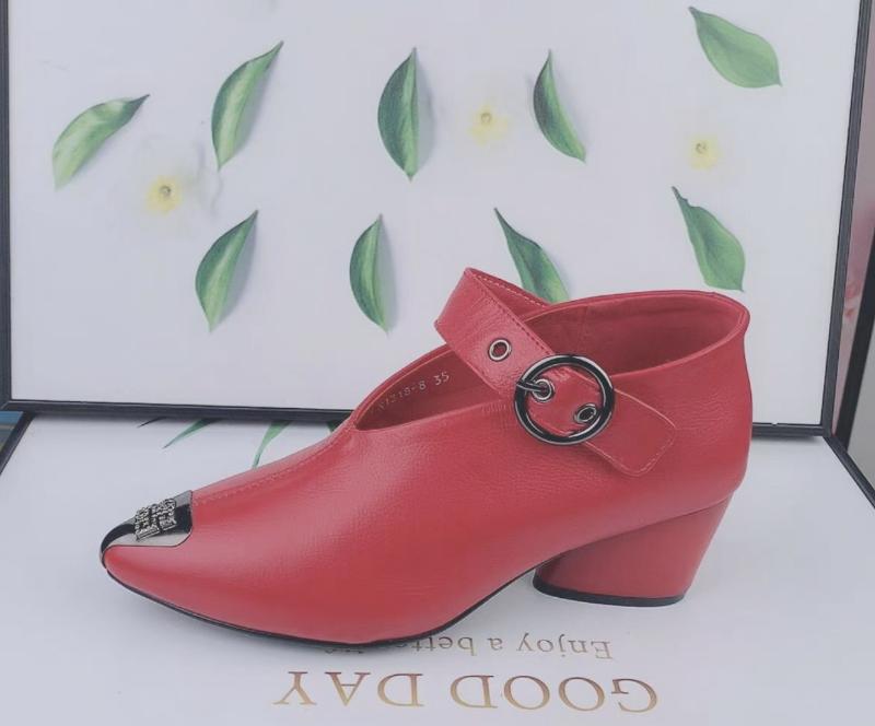 Новые туфли на среднем каблуке женские мокасины массивные туфли Мари Джейн осенняя мода новые туфли с острым носком туфли-лодочки ретро Mujer Zapatos