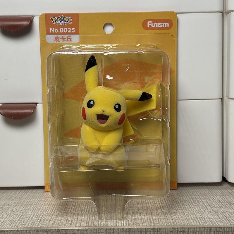 Новое поступление Аутентичное украшение Pokmon Ручная работа Пикачу Утка Кеда Жир Динь Эльф Кукла Подарок Настольное украшение Подарок на день рождения