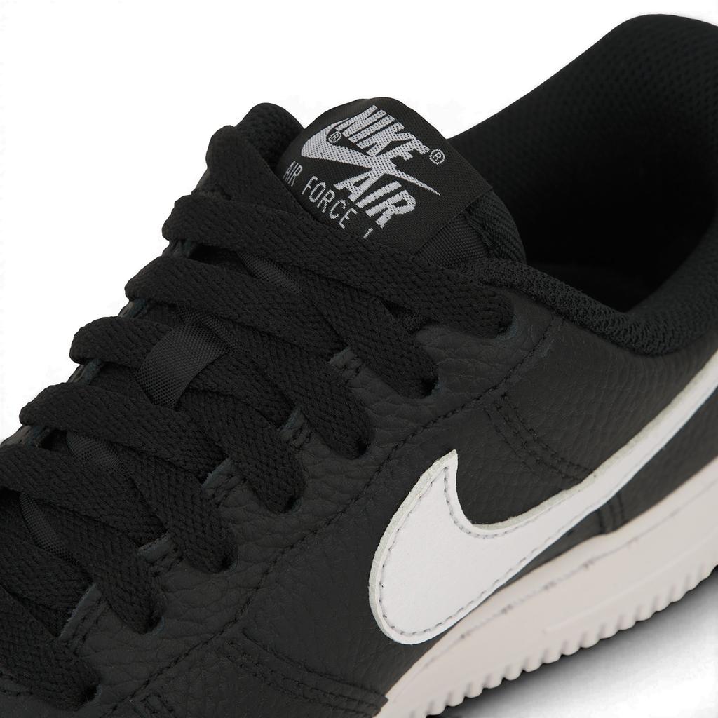 Nike Air Force 1 07 Черно-белые мужские кроссовки CT2302-002