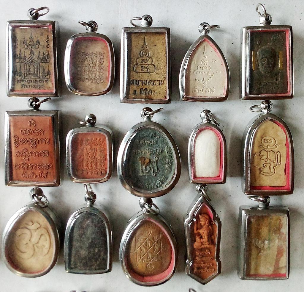 15 тайских буддийских буддийских глиняных амулетов-медальонов-подвесок-подвесок