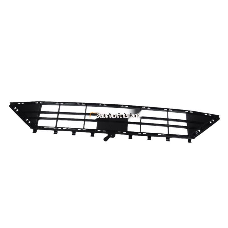 2019 Ford Focus Средняя нижняя решетка JX7B-17K945-A