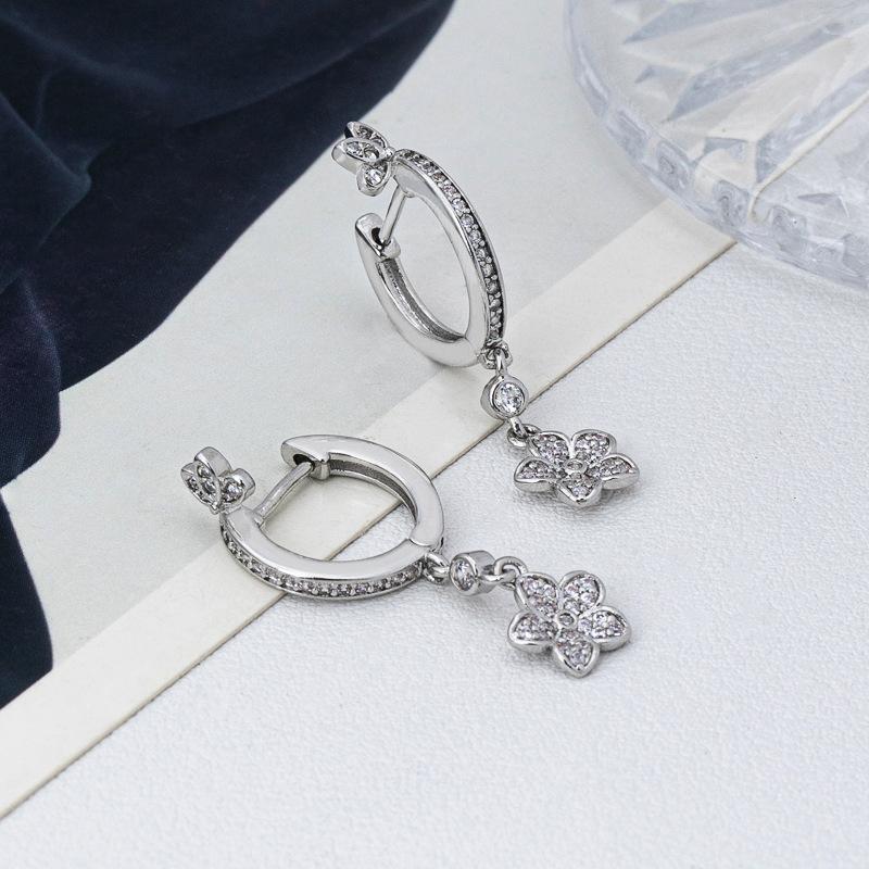 Light luxury fashion micro-inlaid zircon flower pendant earrings temperament retro design ear buckle high-end exquisite earrings
