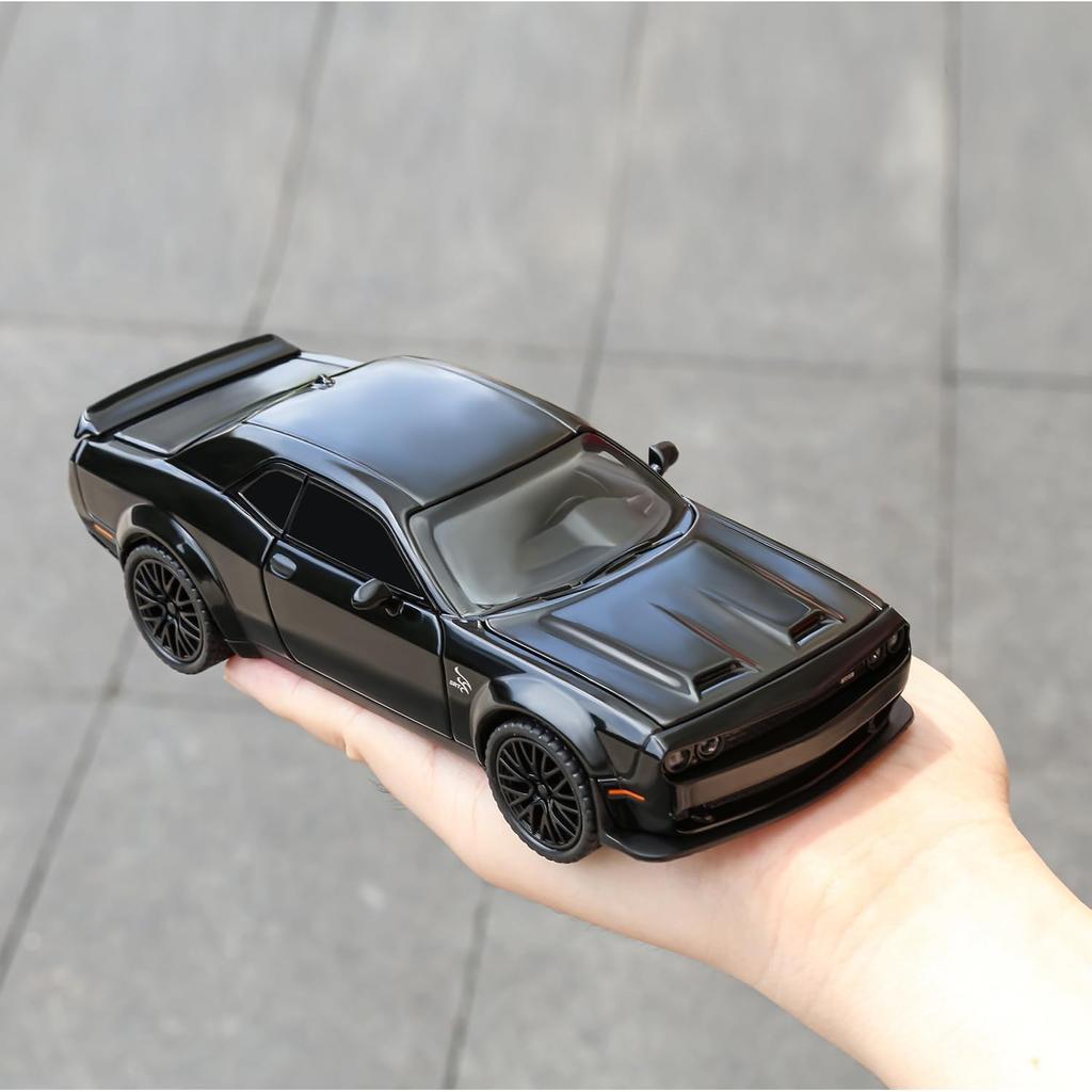 Масштаб 1/32 Dodge Hellcat Challenger Die Cast Metel Pull Back Model Car Hellcat со звуком и светом Hellcat Car Toy Car Toy Gifts для детей от 3 лет и старше