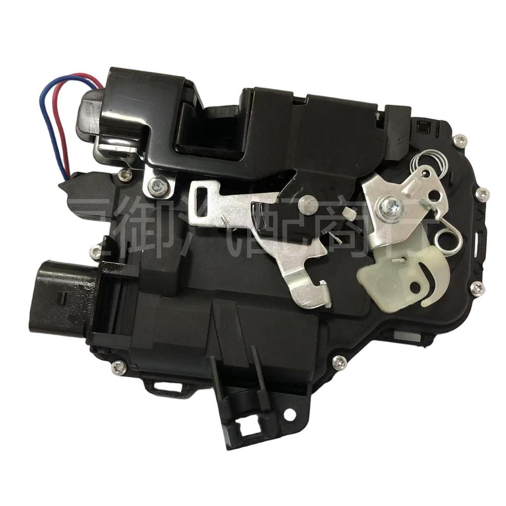 Передний левый 3B1837015A Совместим с VW Passat, Bora, Lavida