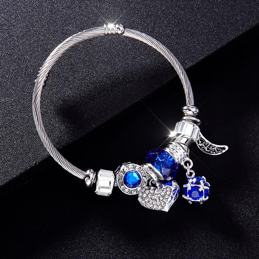 Посеребренный браслет для женщин с украшениями из горного хрусталя.