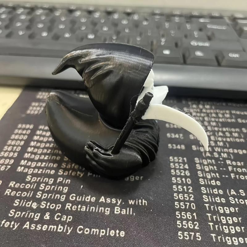 Grim Reaper Duck A 3D Printed Scary Death Duck Statue Suitable for Home Decoration Halloween Decoration for Haunted House Party