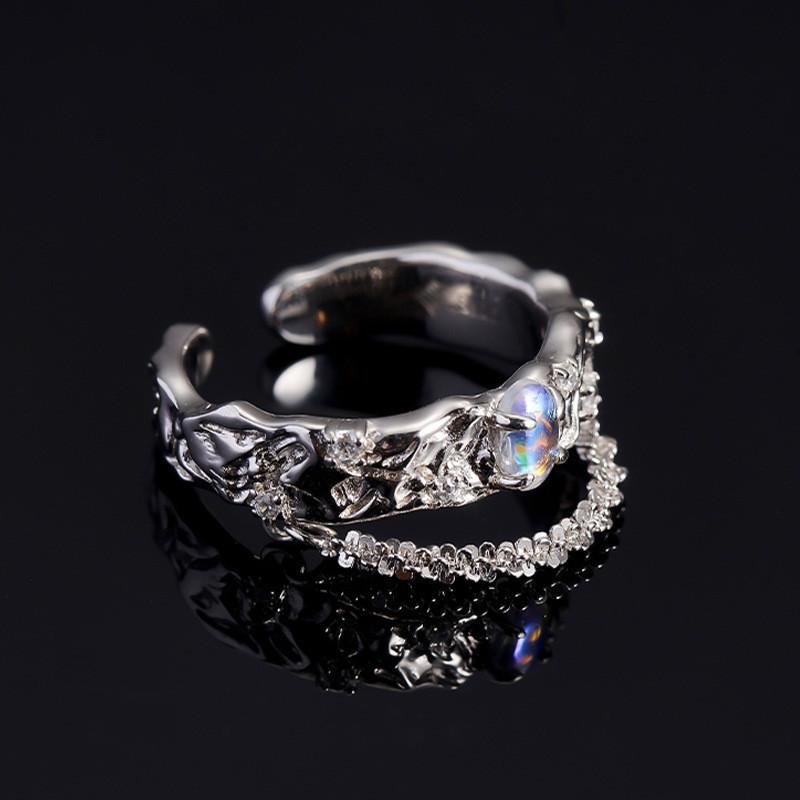 Elegant Cold Aesthetic Chain Zircon Ring For Women Unique Fashion Statement Piece