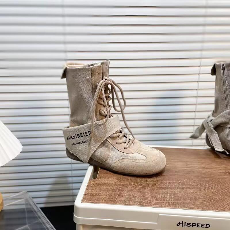 Western Cowboy Boots Women's 2025 New Autumn Retro Wasteland Wind Thick-soled Breathable Short Boots Outdoor Mountaineering Martin Boots