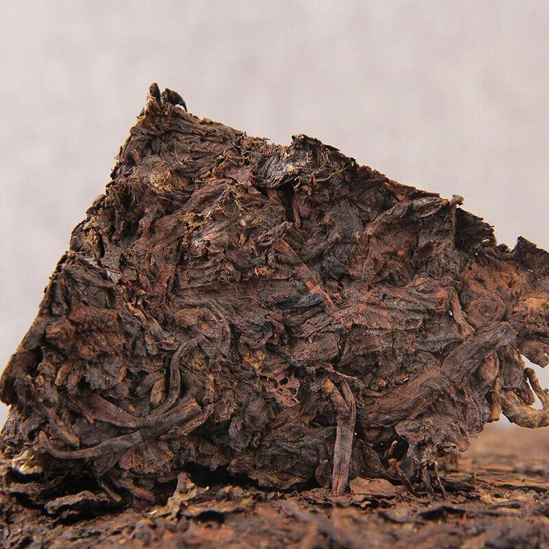 High Quality Yunnan Shu Puer Tea Brick Fermented Pe Er Slimming Tea Brick 1000g