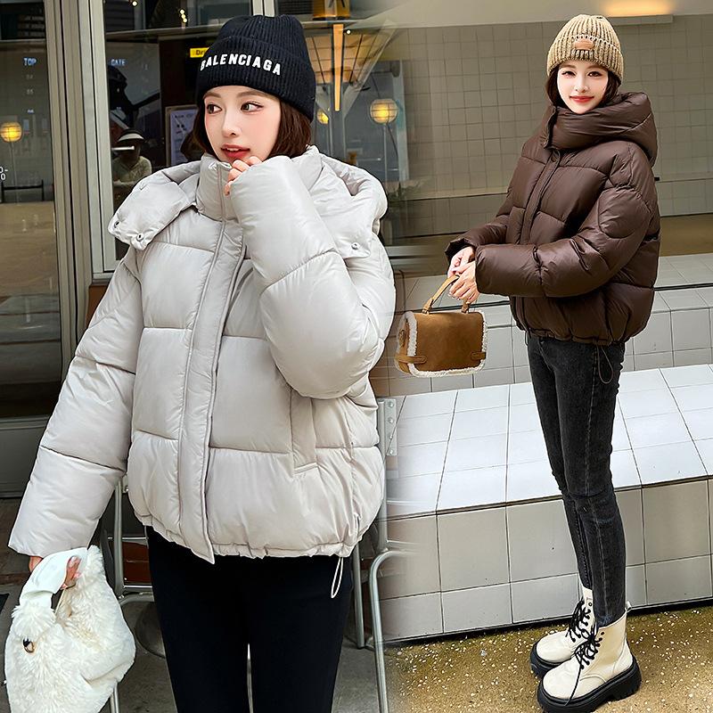 Женская короткая куртка с капюшоном, новая модная куртка в иностранном стиле, куртка-пуховик, женская стеганая куртка