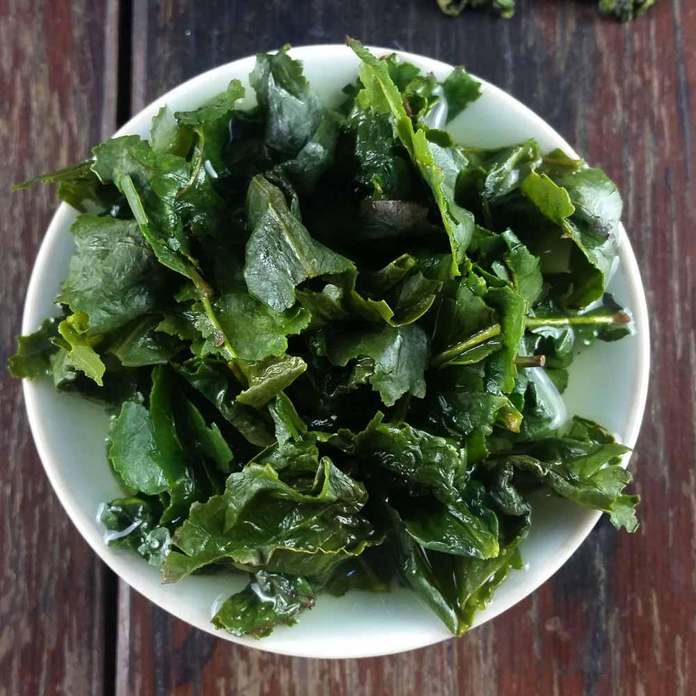 Крупнолистовой зелёный чай премиум класса