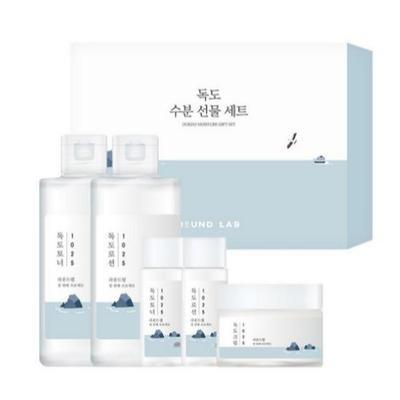 1025 Подарочный набор для ухода за кожей Dokdo Hydration, 5 предметов (Тоник 200 мл + Лосьон 200 мл + Крем 50 мл)