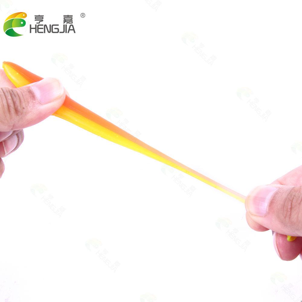 HENGJIA 6 шт., двухцветные блестящие рыболовные приманки, мягкая приманка, 9 см, искусственная приманка, снасти, джеркбейты, приманка для плавания, Т-образный хвост для щуки и окуня